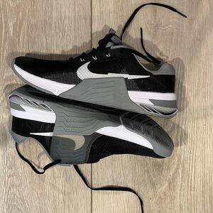 Nick Men’s Metcon 7